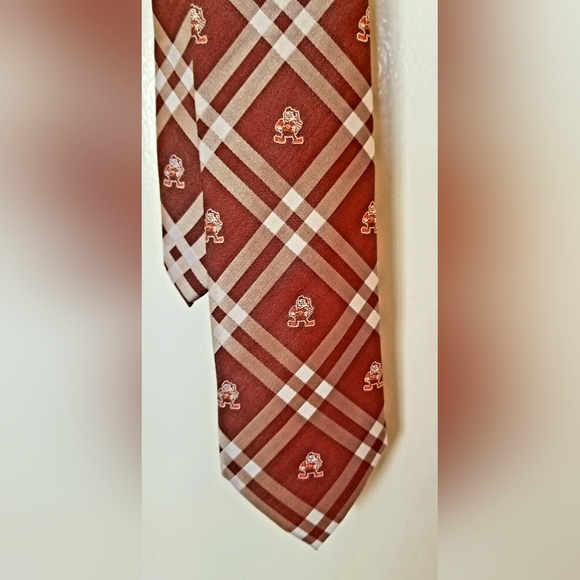 Cleveland Browns "Brownie" tie - Picture 2 of 3